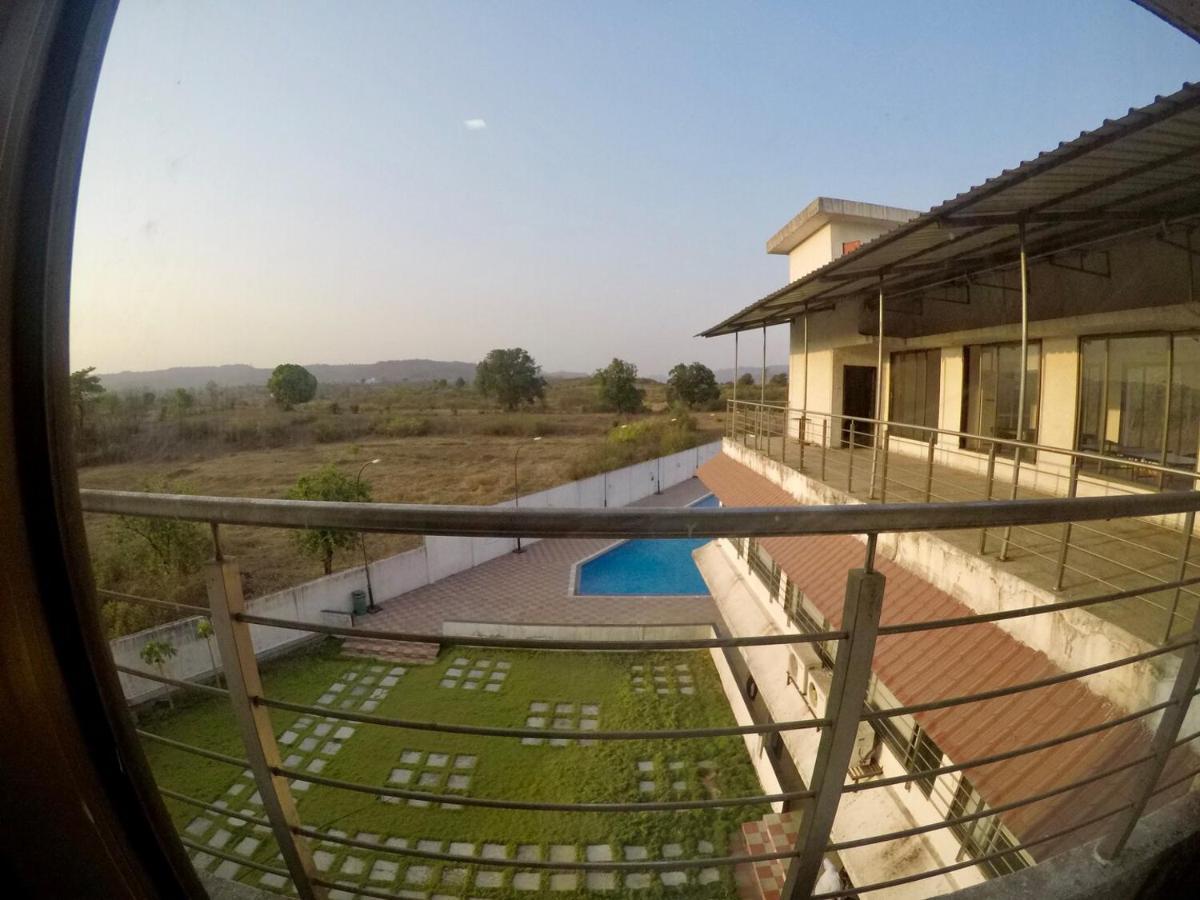 Marigold Stay Jambhulpada Exterior photo